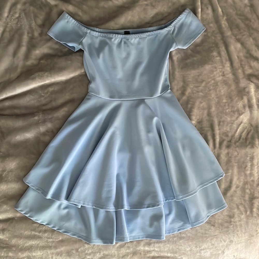 Windsor Baby blue off the shoulder dress Size S